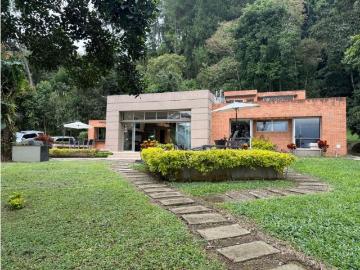 Cortijo de alto standing en venta La Vega, Cundinamarca