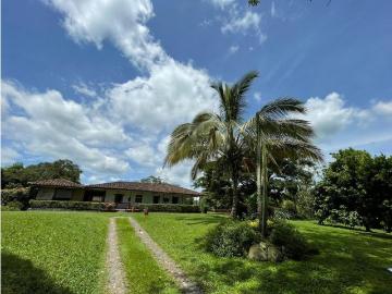 Cortijo de alto standing en venta Montenegro, Colombia