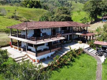 Cortijo de alto standing en venta Medellín, Colombia