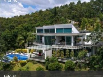 Cortijo de alto standing en venta Medellín, Departamento de Antioquia