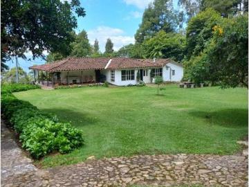 Cortijo de alto standing en venta Medellín, Departamento de Antioquia