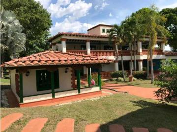 Cortijo de alto standing en venta San Jerónimo, Colombia