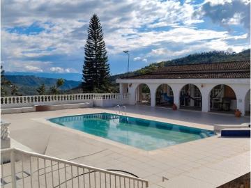 Cortijo de alto standing en venta Silvania, Cundinamarca