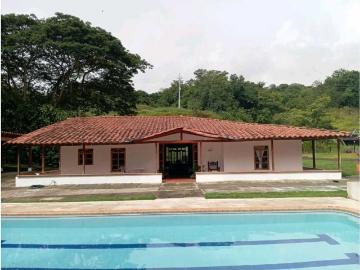 Cortijo de alto standing en venta Támesis, Colombia