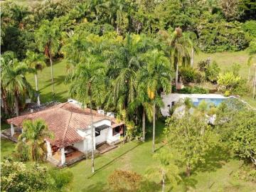 Cortijo de alto standing en venta Titiribí, Colombia