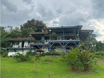 Cortijo de alto standing en venta Valparaíso, Colombia