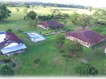 Cortijo de alto standing en venta Villavicencio, Colombia