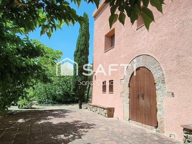 Cortijo en venta en calle Pedrera, Selva del Camp, La, de 357 m² 2 habitaciones por 470.000