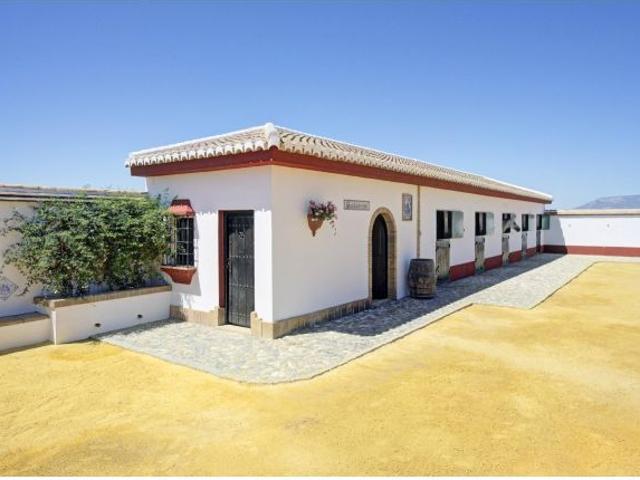 CORTIJO TARQUINAL