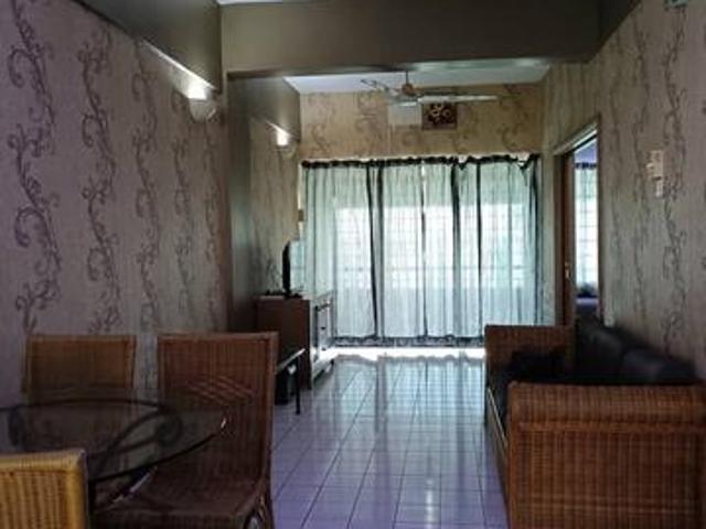 Corus Paradise Condomimium for Sale Cheap Seaview