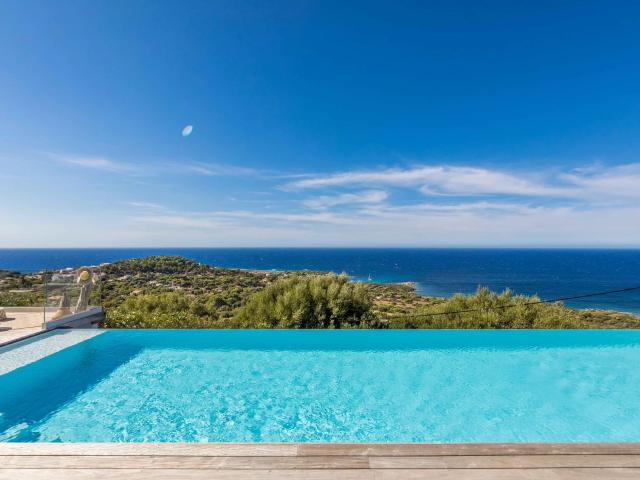 Corbara Villa d'exception face à la mer