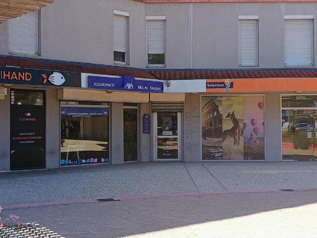 CORBAS Local commercial/Bureau 83m²