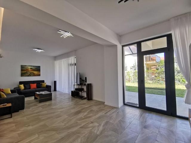 Corbeanca lake House 2025 all new!