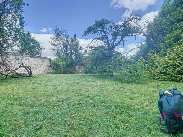 Corbeil Essonnes Terrain À Vendre 264m²