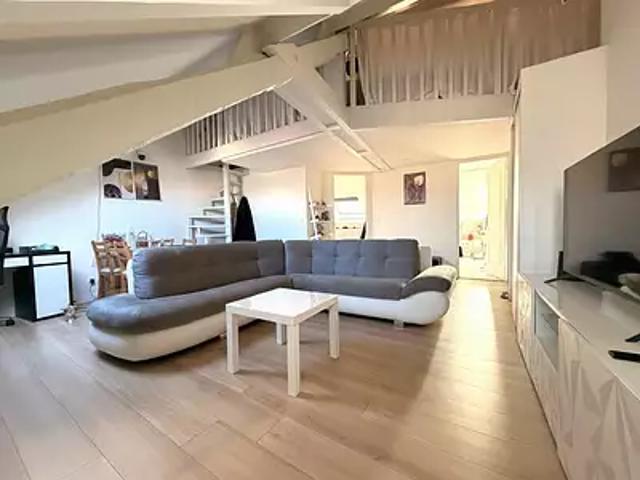 Corbeil Essonnes 91100 Achat / Vente appartement 2 pièces t2 au dernier étage
