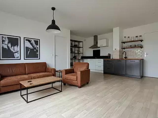 Corbeil Essonnes 91100 Achat / Vente appartement 2 pièces t2 au dernier étage