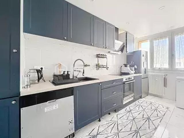 Corbeil Essonnes 91100 Achat / Vente appartement 3 pièces t3 au dernier étage cave