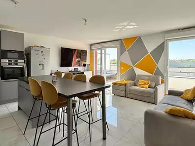 Corbeil Essonnes 91100 Achat / Vente appartement 4 pièces t4 au dernier étage terrasse