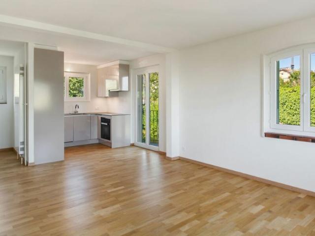 Corcelles, bel appartement de 3.5 pièces avec balcon et place de parc