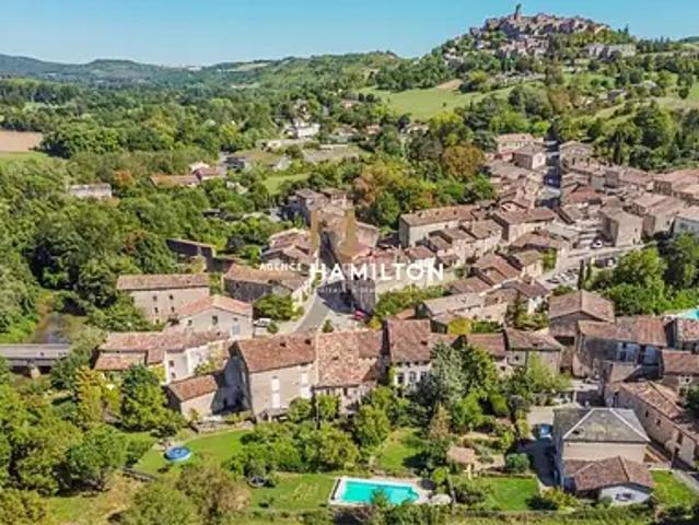 Cordes sur Ciel 81170 Achat / Vente maison 10 pièces t10 piscine terrasse