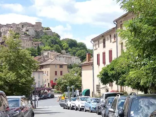 Cordes sur Ciel 81170 Achat / Vente maison 5 pièces t5 terrasse