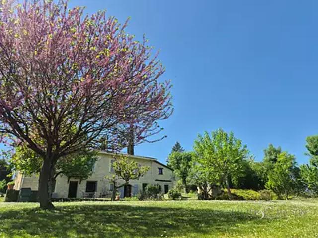 Cordes sur Ciel 81170 Achat / Vente maison 6 pièces t6 au dernier étage