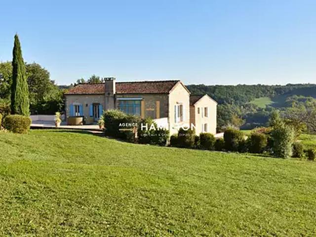 Cordes sur Ciel 81170 Achat / Vente maison 9 pièces t9 piscine terrasse