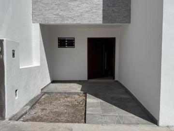 CASA EN VENTA EN CORDILLERAS CONTRA ESQUINA DE PARQUE, ZONA NORTE