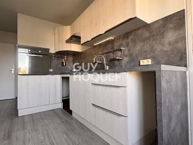 CORMONTREUIL Type 4 avec balcon et place de stationnement