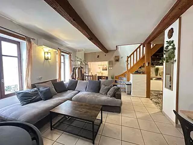 Cornas 07130 Achat / Vente maison 5 pièces t5 au dernier étage