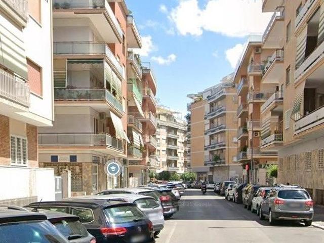 Cornelia accogliente trilocale arredato