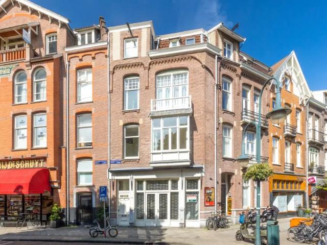 Cornelis Schuytstraat 44 2