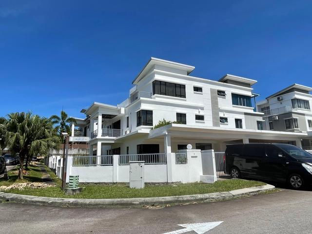 Corner 3 Storey SEMID Saujana Palma Residences Kajang