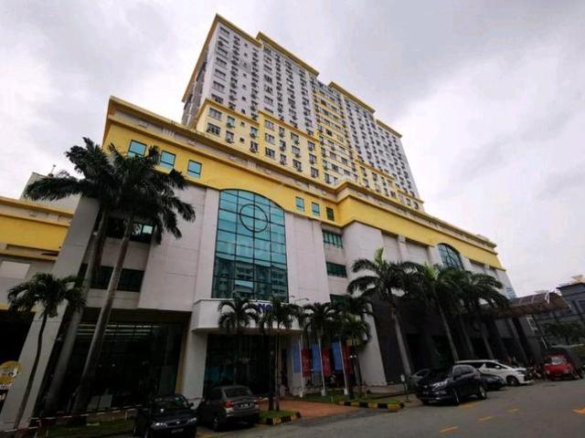 Corner 3R2B Academia South City Apartment Serdang MRT Seri Kembangan