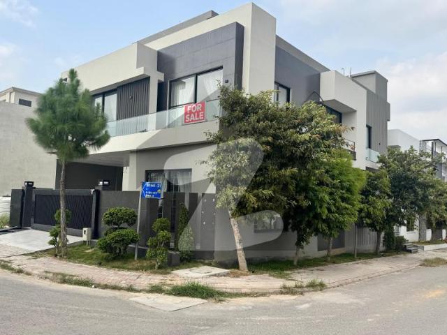 Corner 10 Marla Designer House For Sale Top City 1