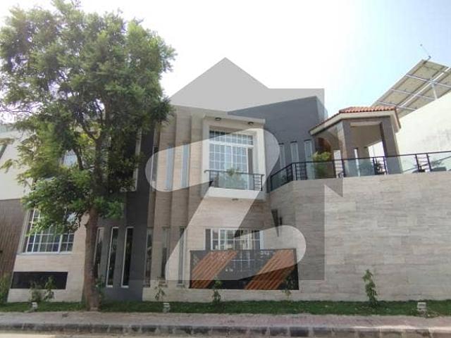 Corner 1 Kanal Designers House For Sale In Bahria Town Phase 2