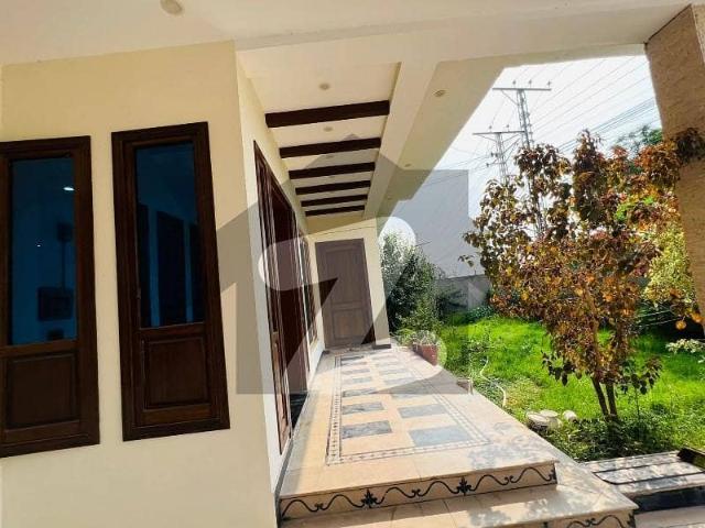 Corner 1 kanal house for rent in banigala maple home banigala near allied bank
