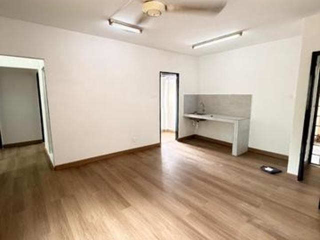 Corner 1st Floor Reno Pangsapuri Sri Meranti Bandar Sri Damansara