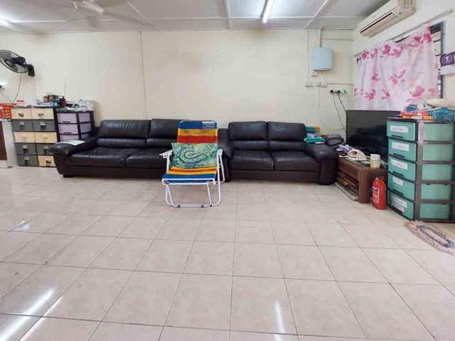 Corner 2000sf 1 Sty HouseFreehold4R 4BBK 2 Bandar Kinrara PUCHONG