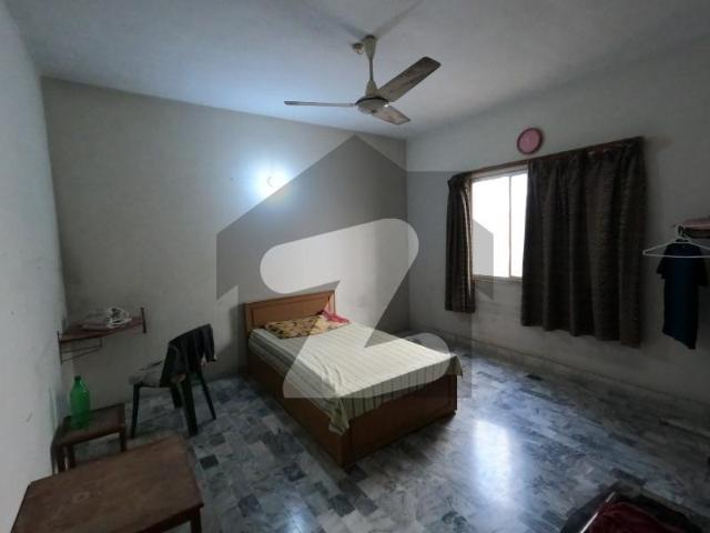 Corner 200 yards chapal sun city