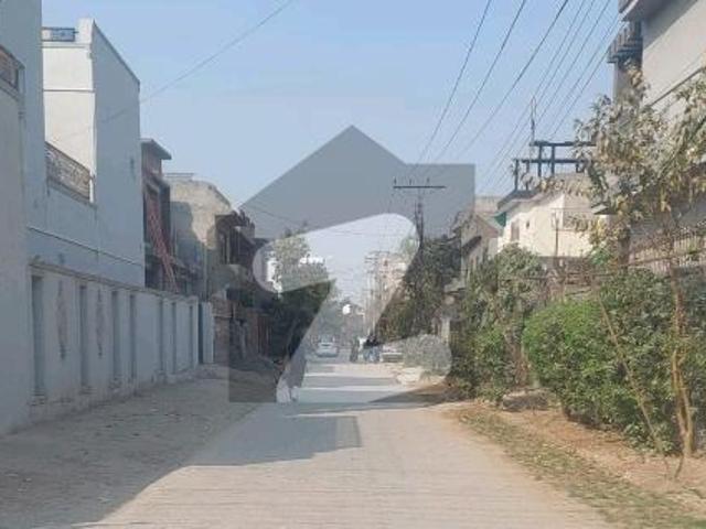 Corner 22 Marla House Situated In Marghzar Officers Colony For sale Marghzar Officers Colony