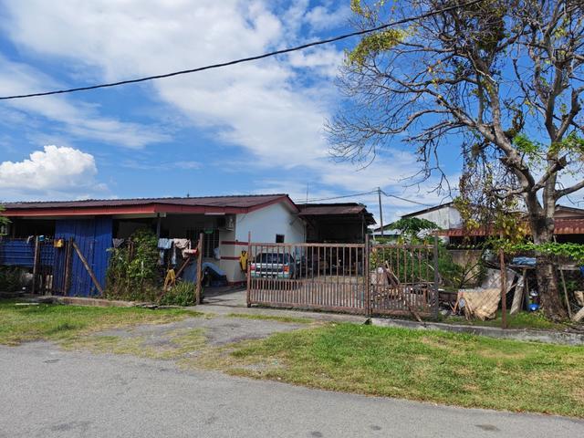 Corner 2885 sqft Freehold Taman Seri Krubong 1sty House Melaka Utama