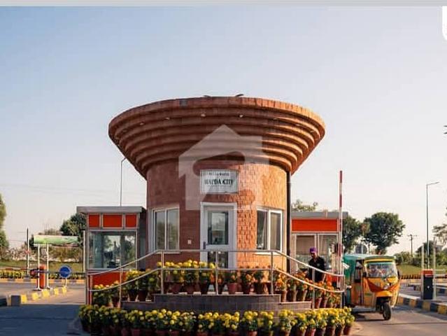 Corner 2.5 marla extra 1 kanal plot available for sale