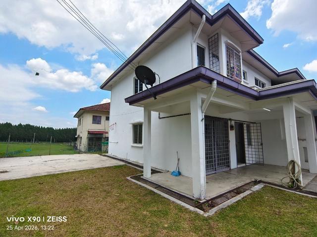 Corner 2 Storey Facing Open Lestari Putra Permai Equine Seri Kembangan