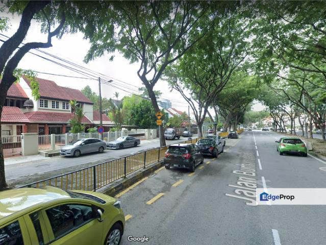 Corner 2 sty Bungalow at TTDI Taman Tun Dr Ismail