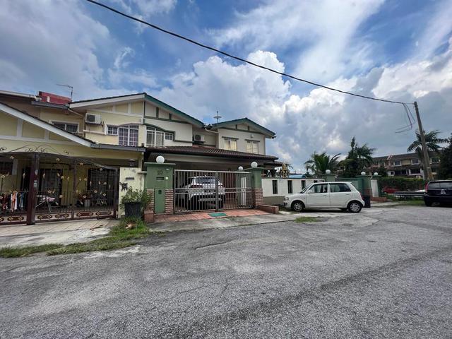 Corner 2 sty terrace Damai Perdana Cheras Freehold Super Cheap