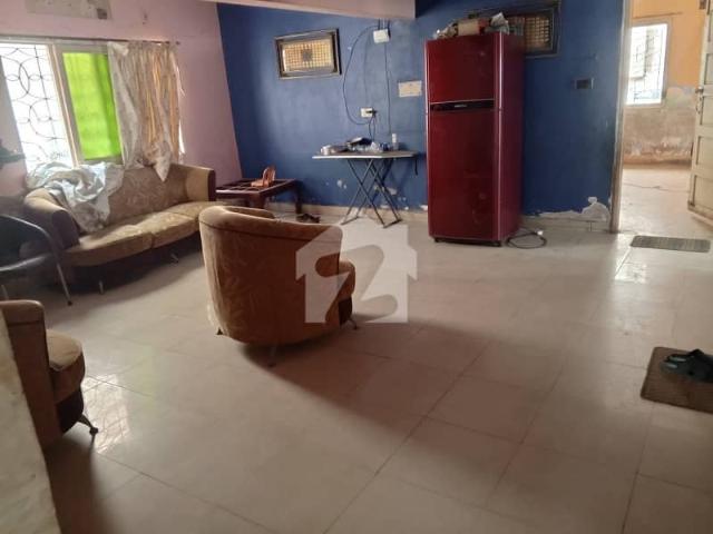 Corner 365Square Yards House In DHA Phase 1 Is Available