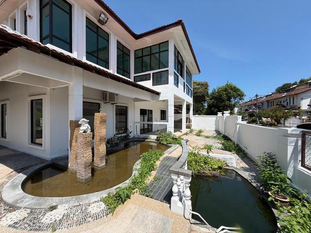 CORNER 4015SQFT Pertam Jaya 2 Storey Ujong Pasir Semabok Nice Unit