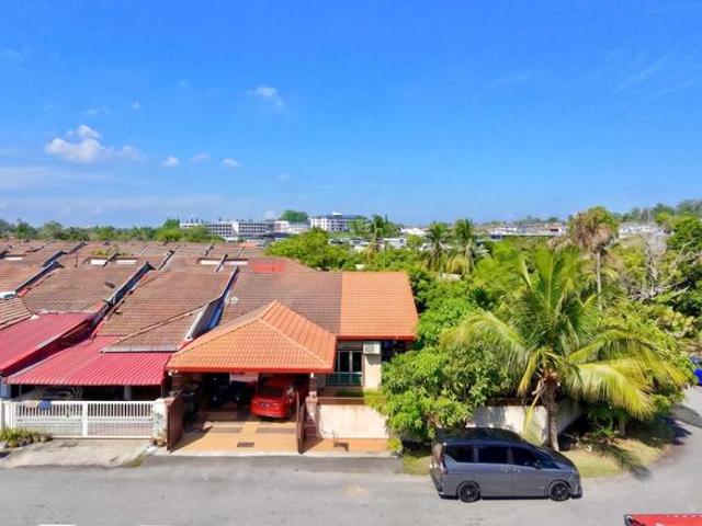 CORNER 4036 SQFT Single Storey Taman College Height Sikamat Seremban