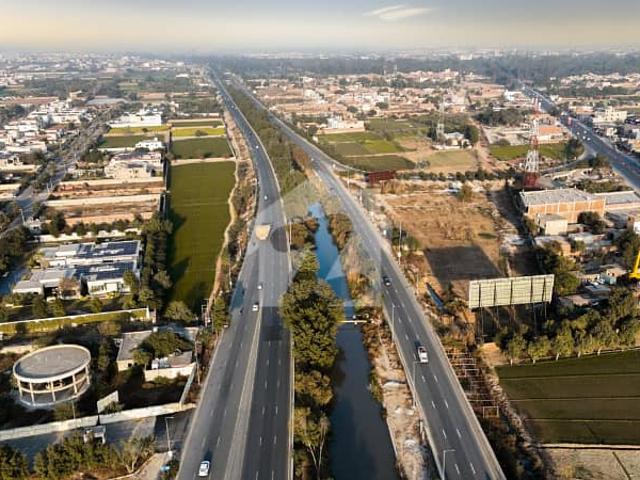 Corner 5 Kanal Commercial Plot For Sale In High Standard Executive Area Canal Road Faisalabad